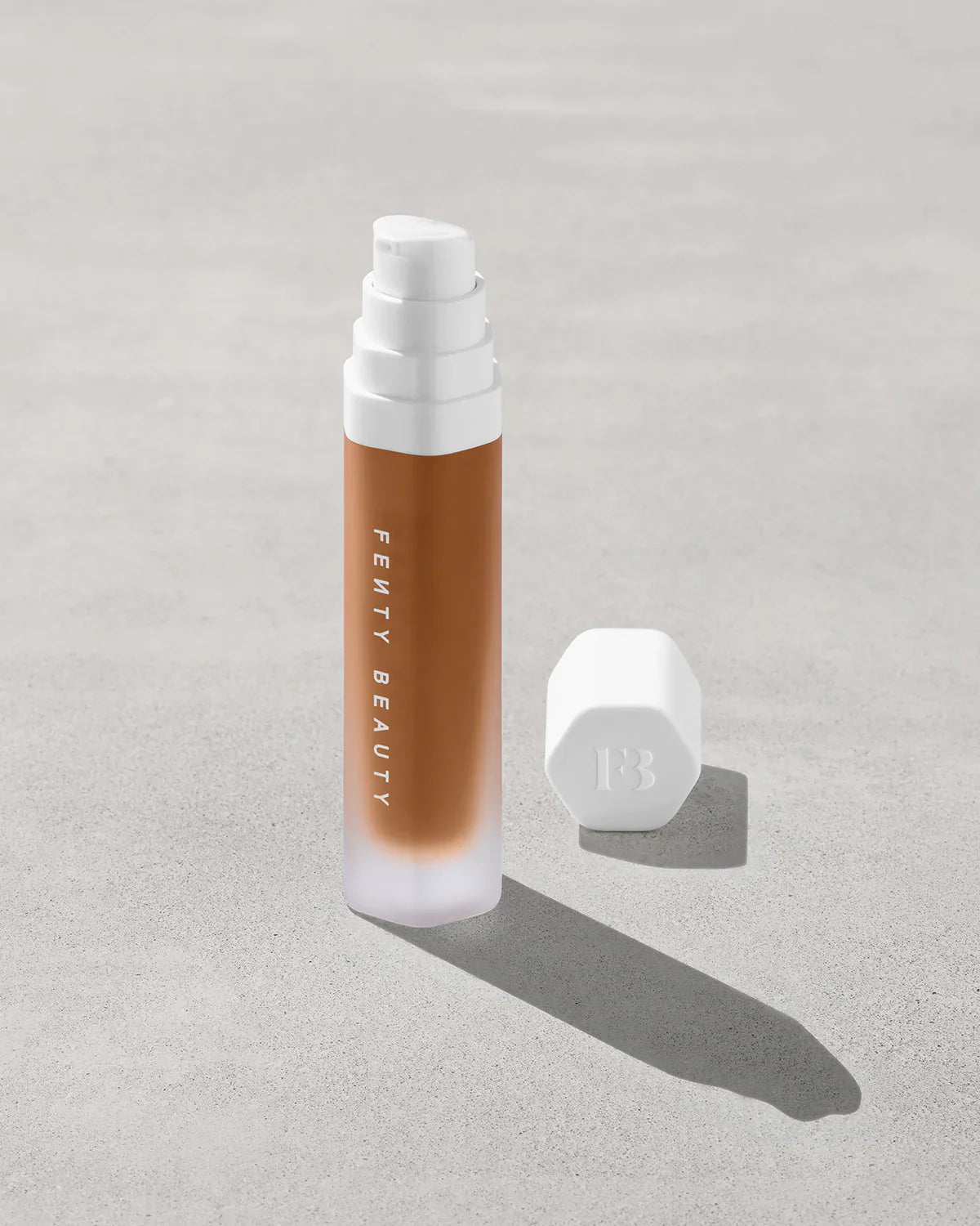 Soft’lit Naturally Luminous Longwear Foundation