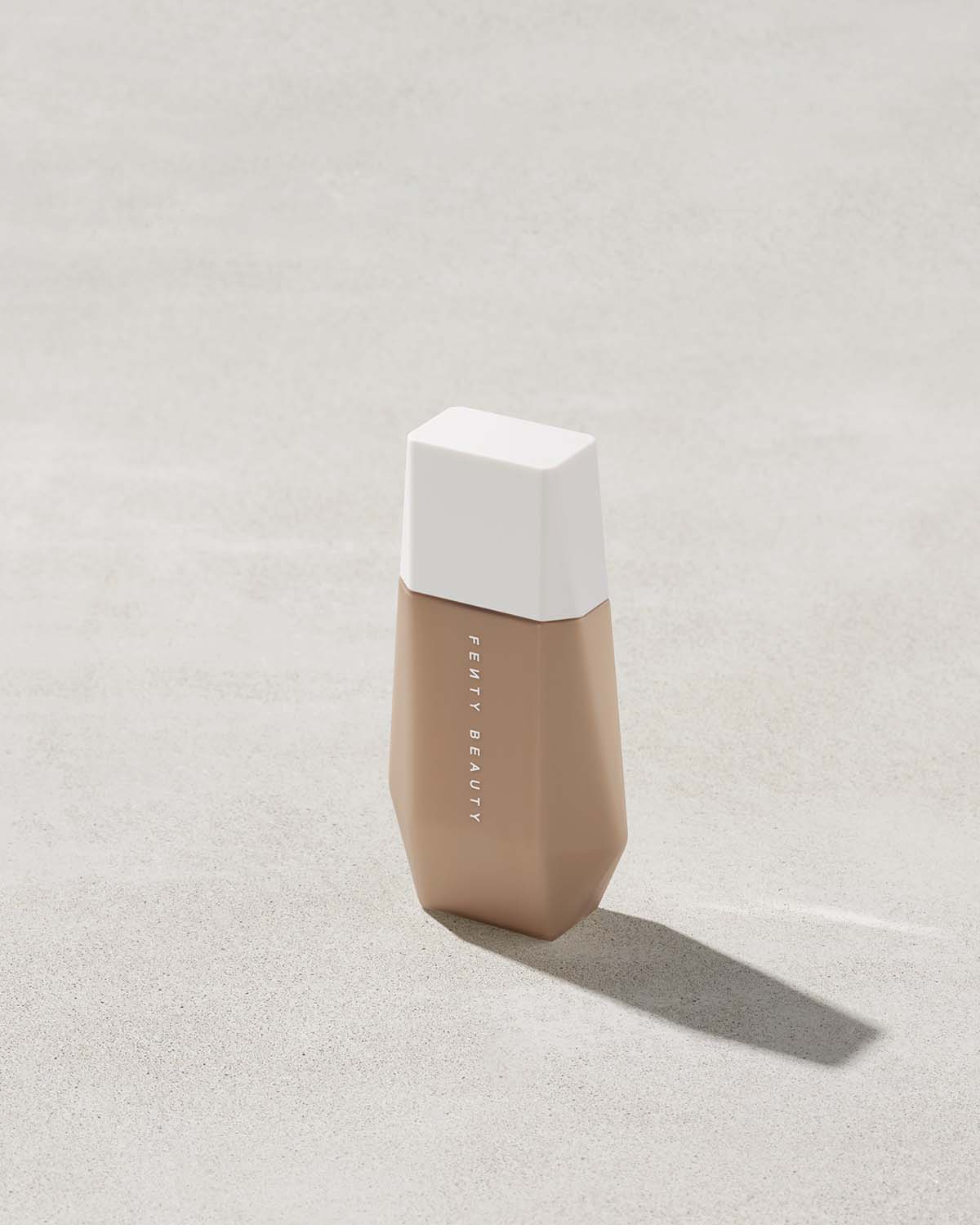 Eaze Drop Lightweight Blurring Skin Tint