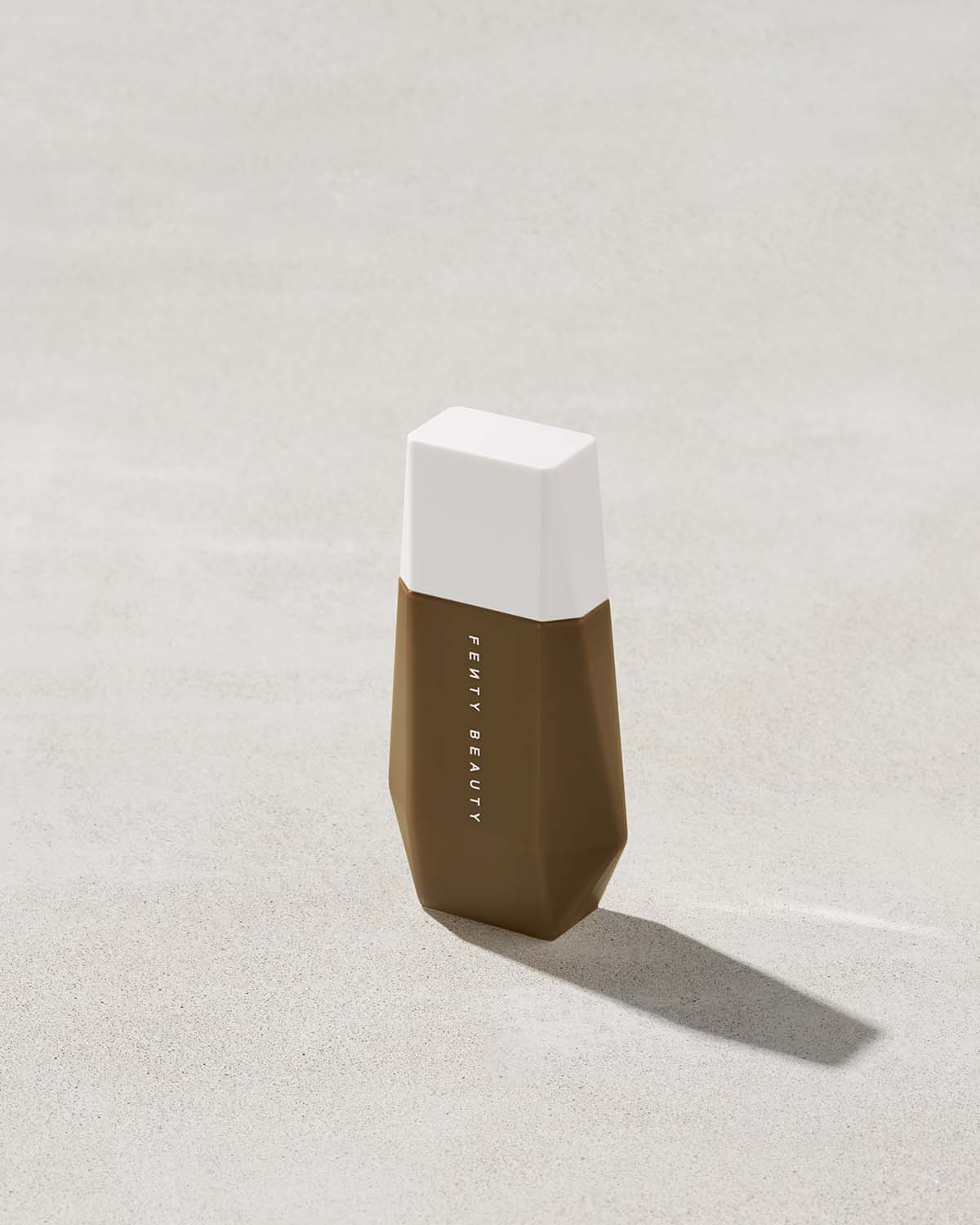 Eaze Drop Lightweight Blurring Skin Tint